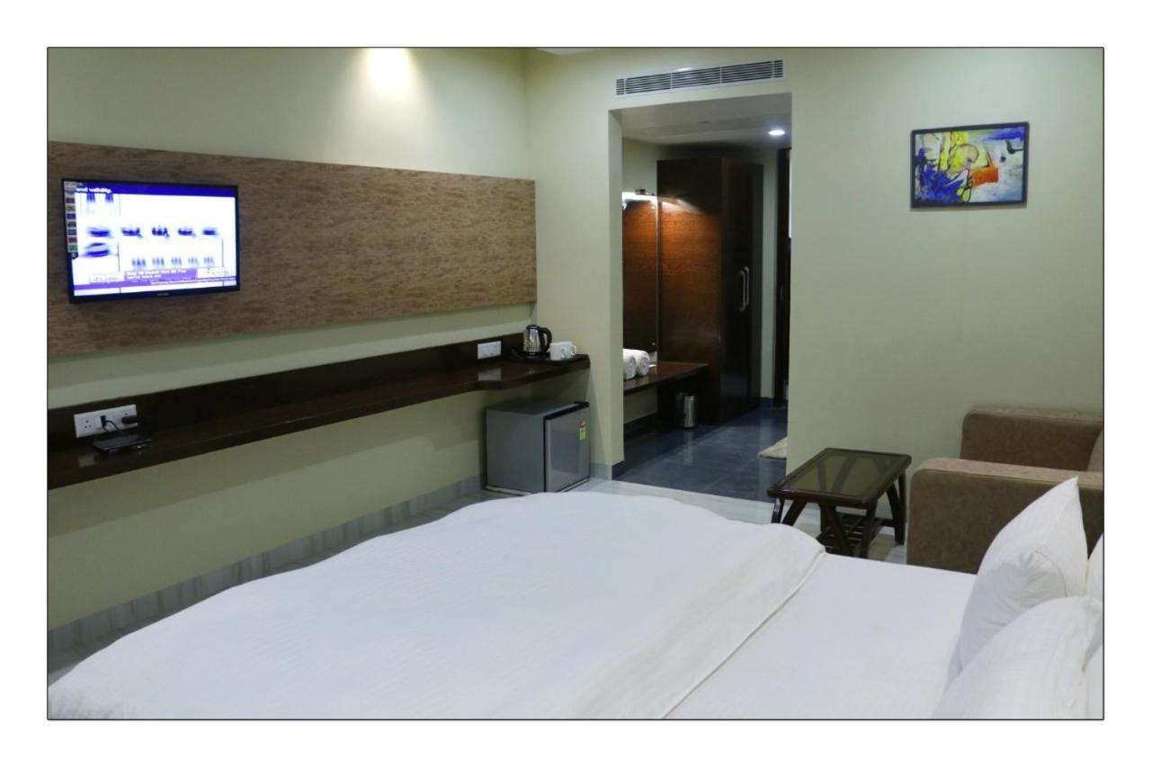 Kodarma Hotel Grand Surya מראה חיצוני תמונה